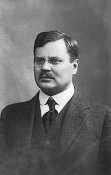 Portrait of Armas Lindgren.