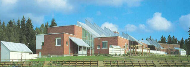 Red-brick Suna School building and its surroundings