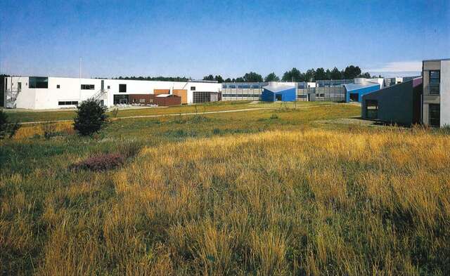 Court between school building and student's house