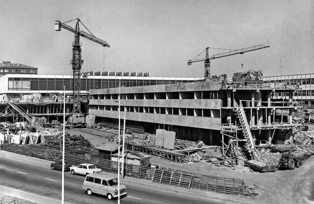 Construction of a university building