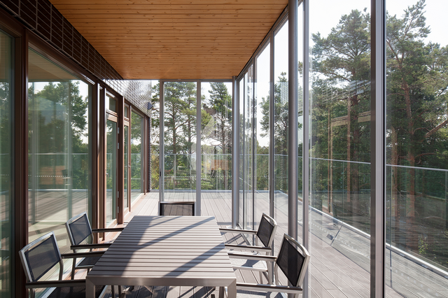 Balcony with glass walls