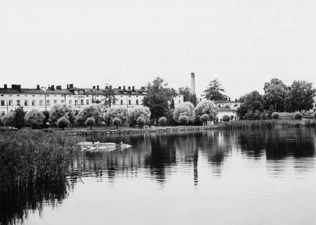 View from the Lapinlahti bay in the 1940s