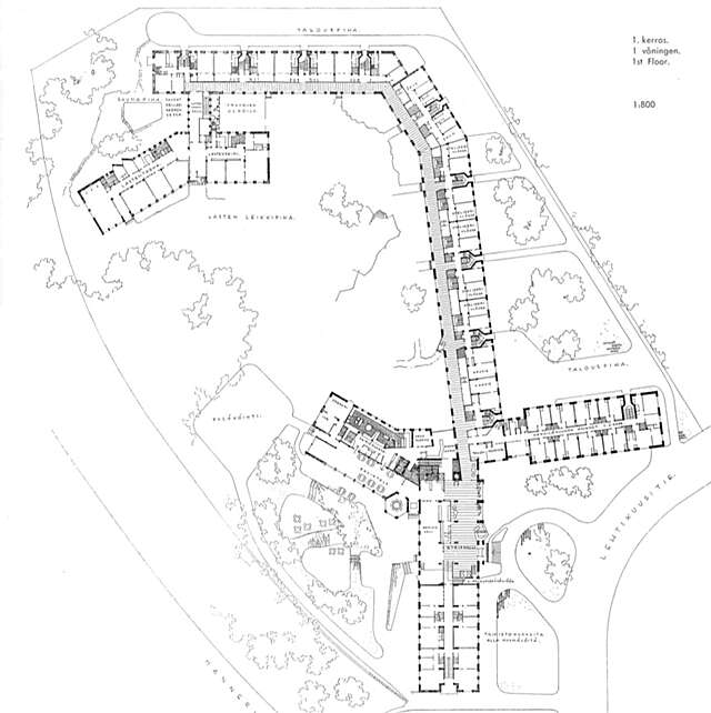 Site plan and floor plan of the ground floor