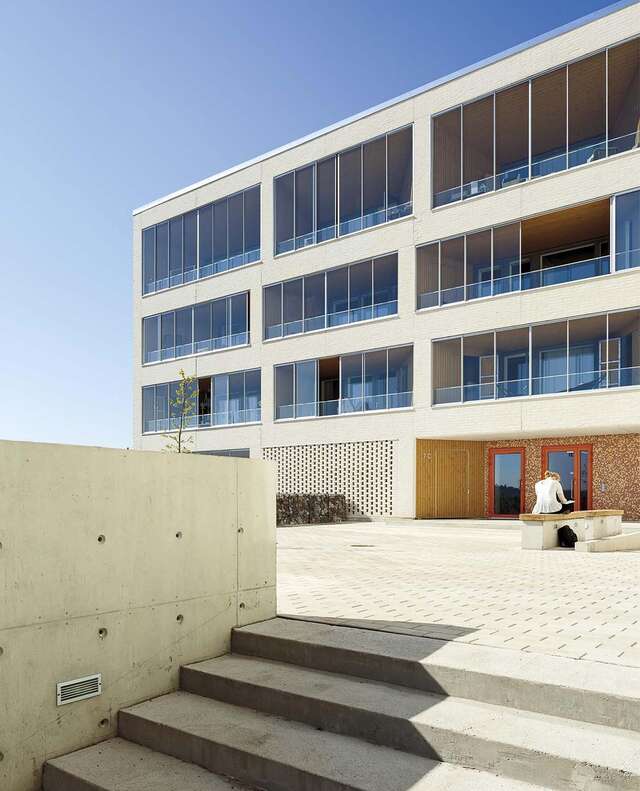 View of the covered yard.