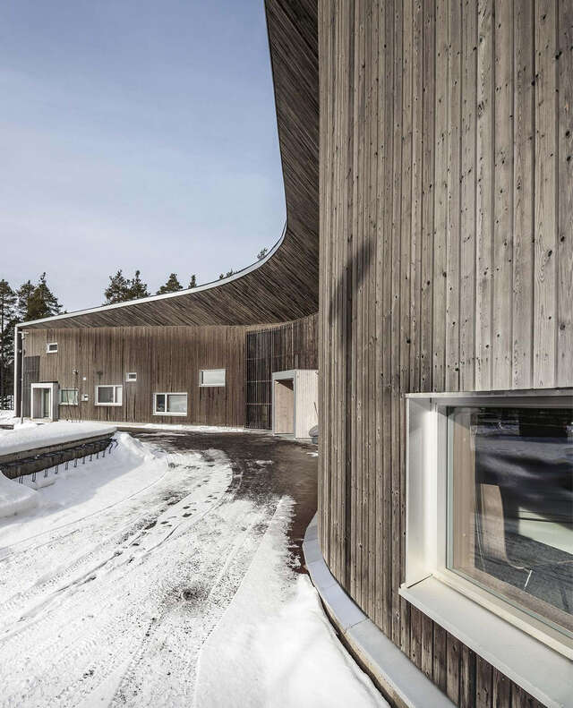 Main entrance of Ruukki Healthcare Centre