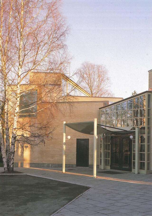 Main entrance with a canopy.