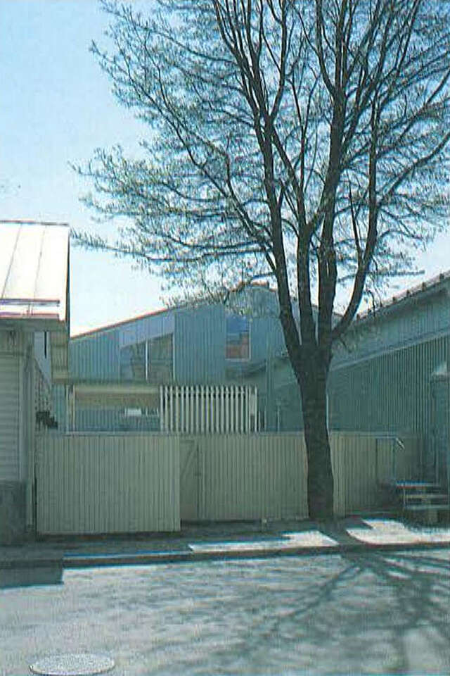 Kitchen entrance on Tarhakatu