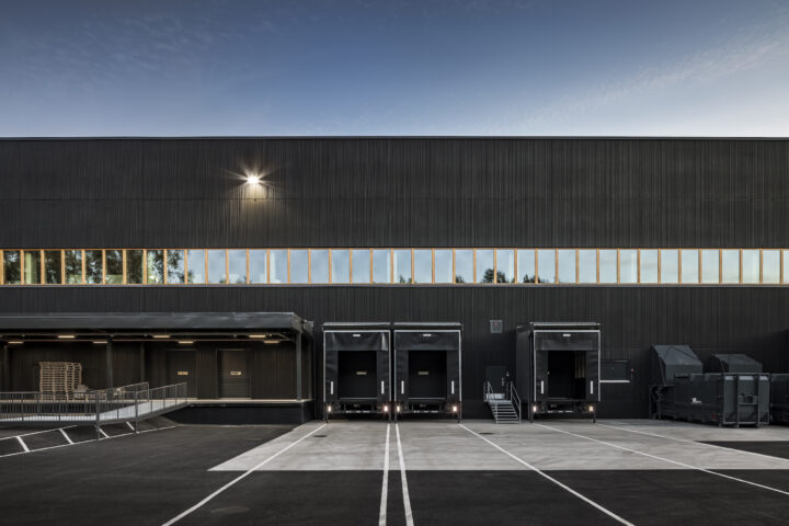 Loading dock, Finnish Design Shop