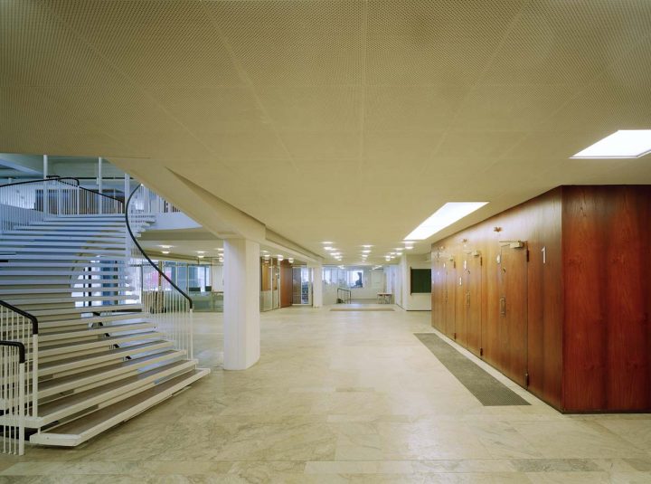 Entrance lobby with lifts, Helsinki University Porthania Building