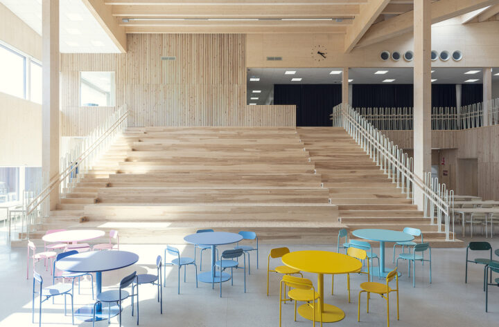 Seating and stairs, Finnish-Russian School