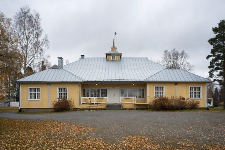 Main façade, Alajärvi Youth Association Building