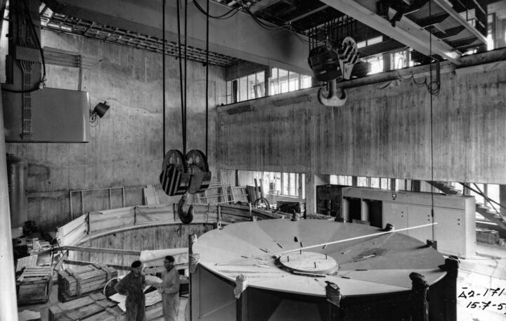 Machine hall in 1959, Ämmä Hydropower Plant