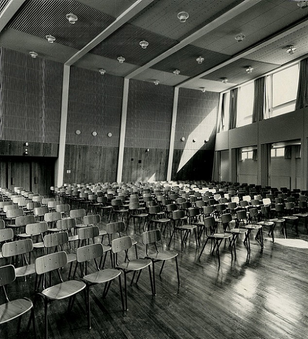 The hall, Pori Commercial School
