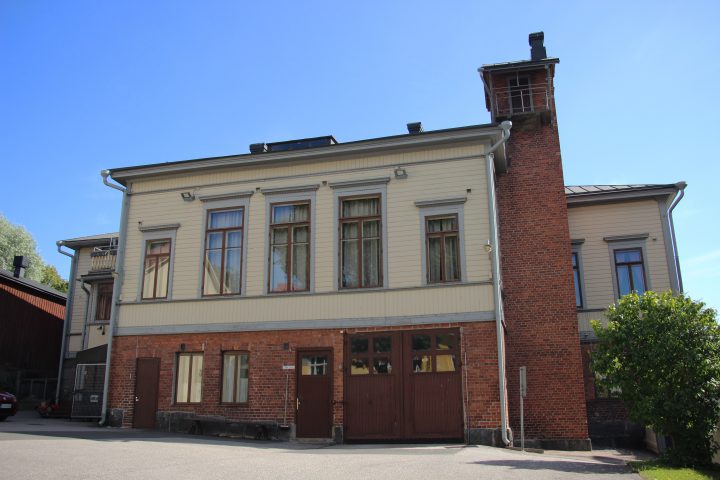 The courtyard façade, Porvoo Voluntary Fire Brigade House