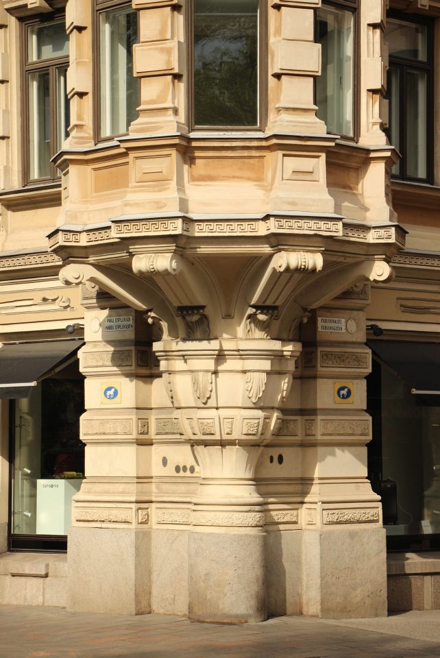 Details of the façade , Grönqvist Building