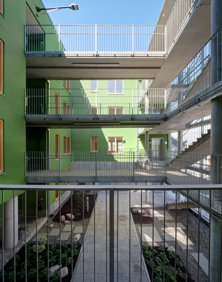 Courtyard, Helsingin Sinisimpukka Housing