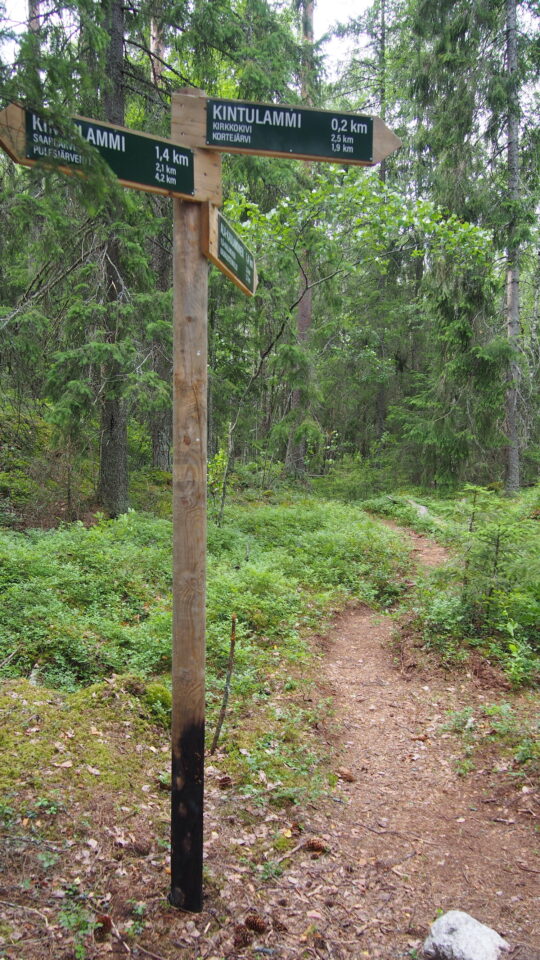 Signpost, Kintulammi Nature Reserve