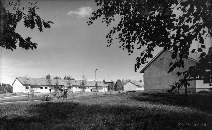 Residential area, terraced houses in 1954, Montta Hydropower Plant