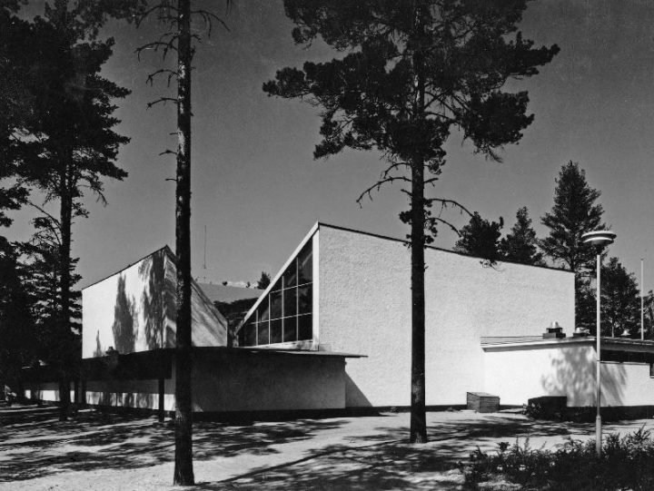 Street elevation, Tapiola Co-educational School