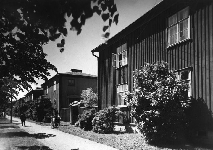 Pohjolankatu street view in 1930, Puu-Käpylä Wooden House Area