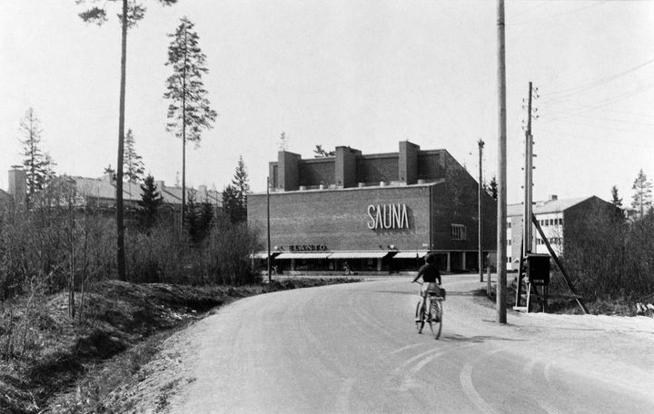 Metsäpurontie street view in 1953, Sahanmäki Residential Area