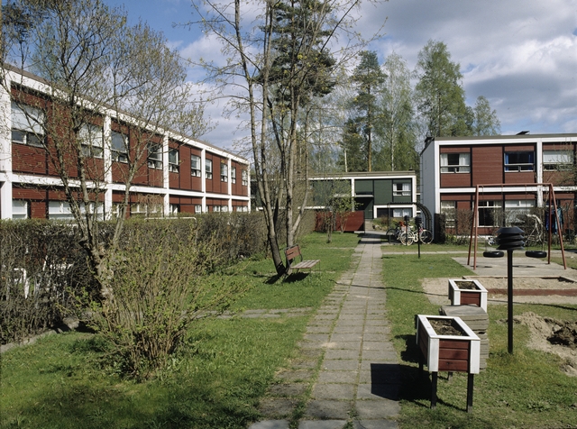 Courtyard view from one of the housing blocks, Kortepohja Residential Area
