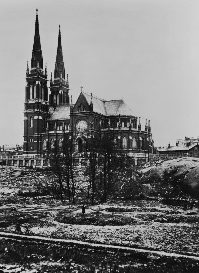 The church photographed in 1914, St. John’s Church