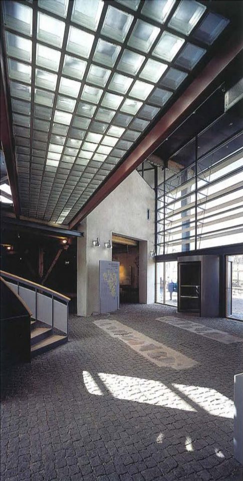 Entrance hall, Suomenlinna Museum