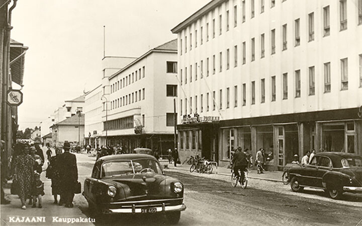 Kauppakatu 15 commercial and apartment building, early 1950s, Kauppakatu Functionalist Building Block