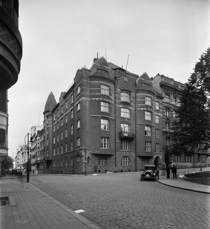 The building photographed in 1930, Uudenmaankatu 5 Art Nouveau Building