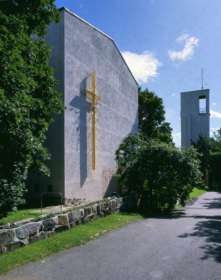 West gable and belfry, Resurrection Chapel