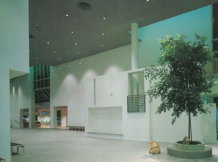 Foyer, Poleeni Cultural Centre