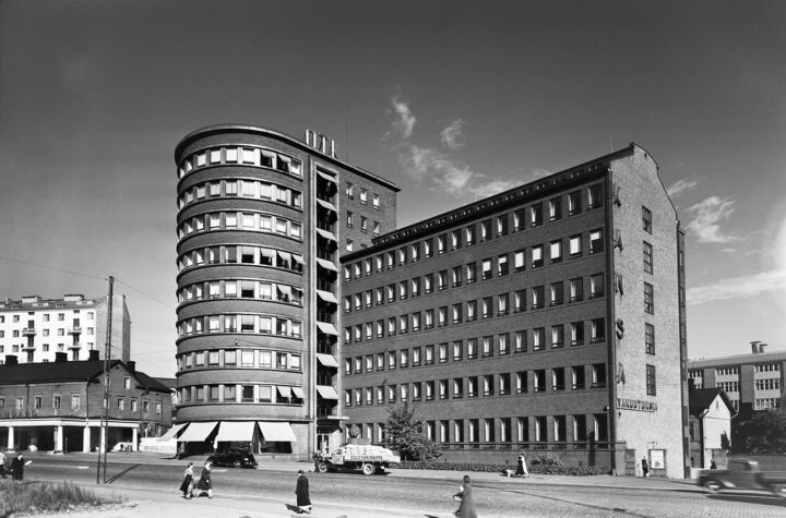 View from the opposite side of Hämeentie in 1940, Osuustukkukauppa (OTK) Headquarters