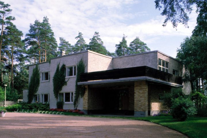 Entrance, Kantola House