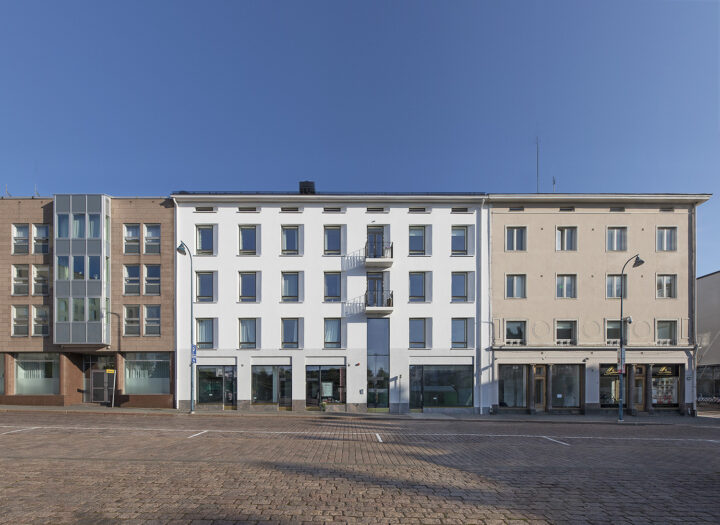 Square side facade, Toritalo Housing